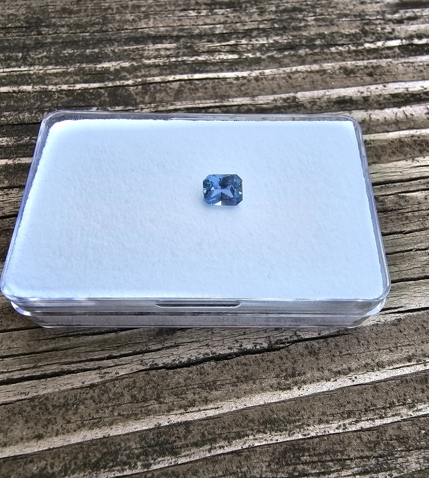 Blue Sapphire Ceylon Radiant cut