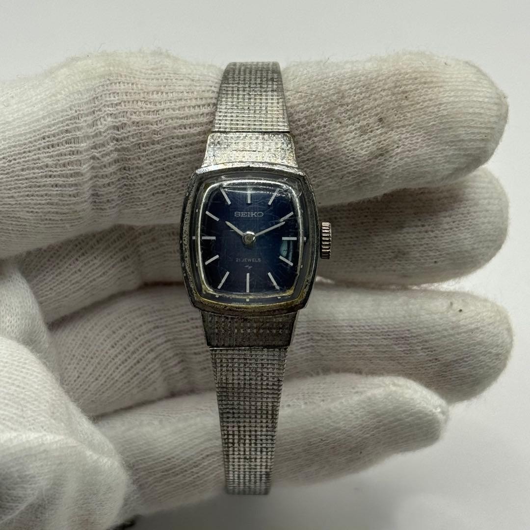 Working condition SEIKO manual winding watch with blue dial and 21 JEWELS bracel