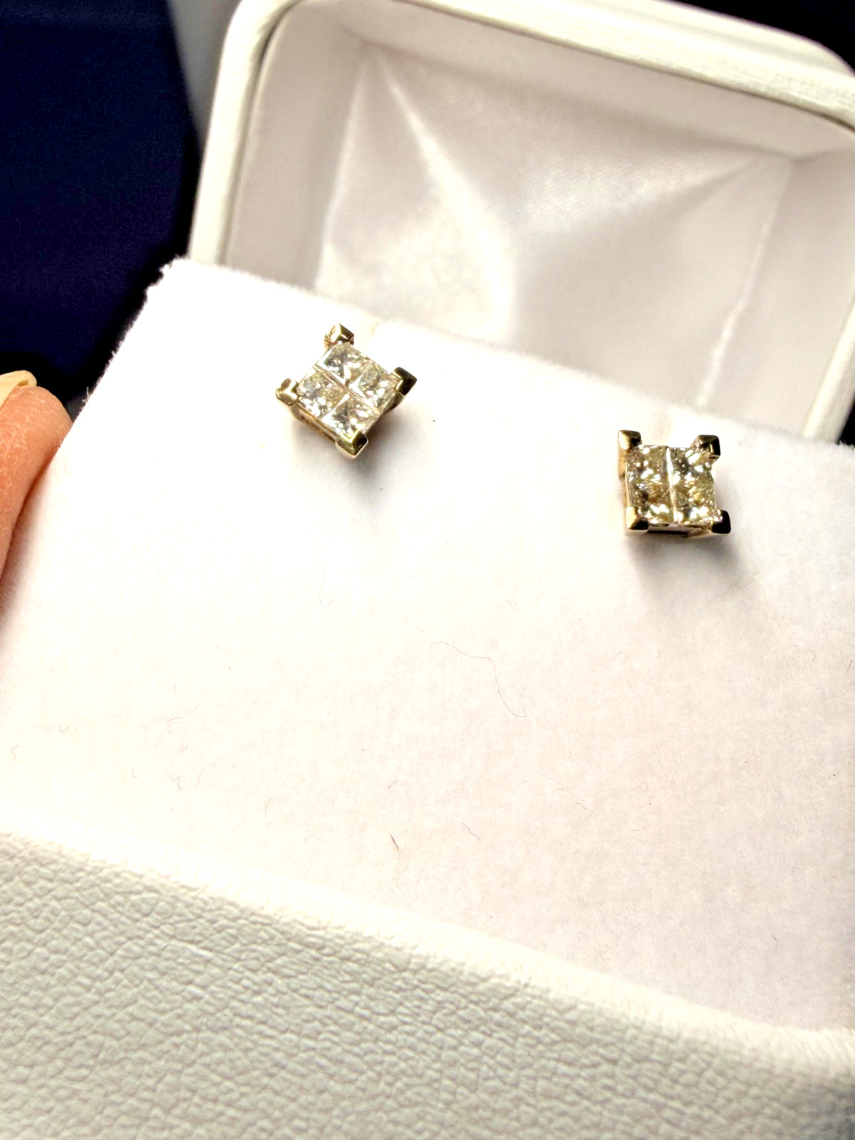 Vintage Gold Stud Earrings – Lab Diamonds? – 9K Solid Gold