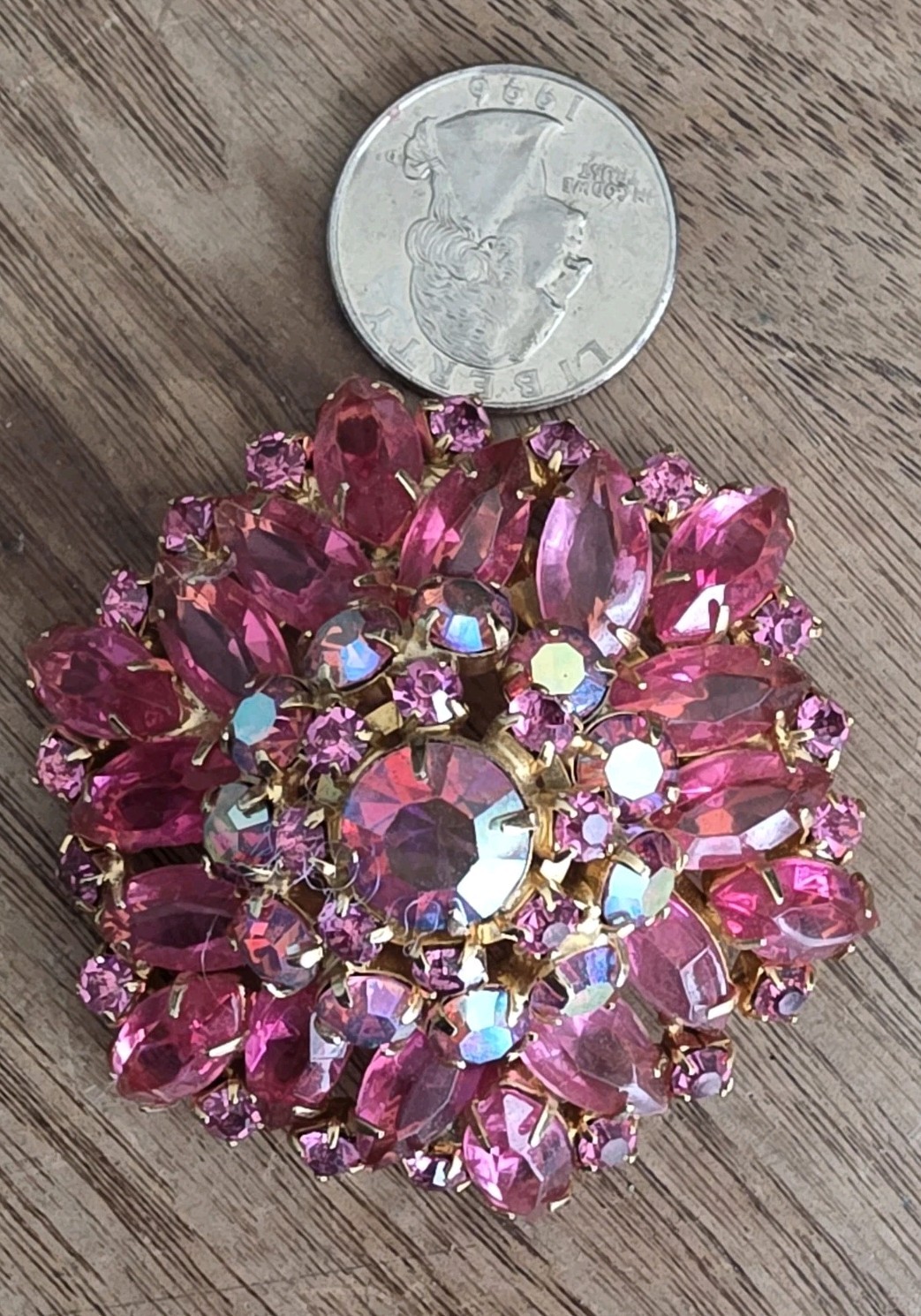 Vintage Pink 50s/60s 3-D Star Brooch