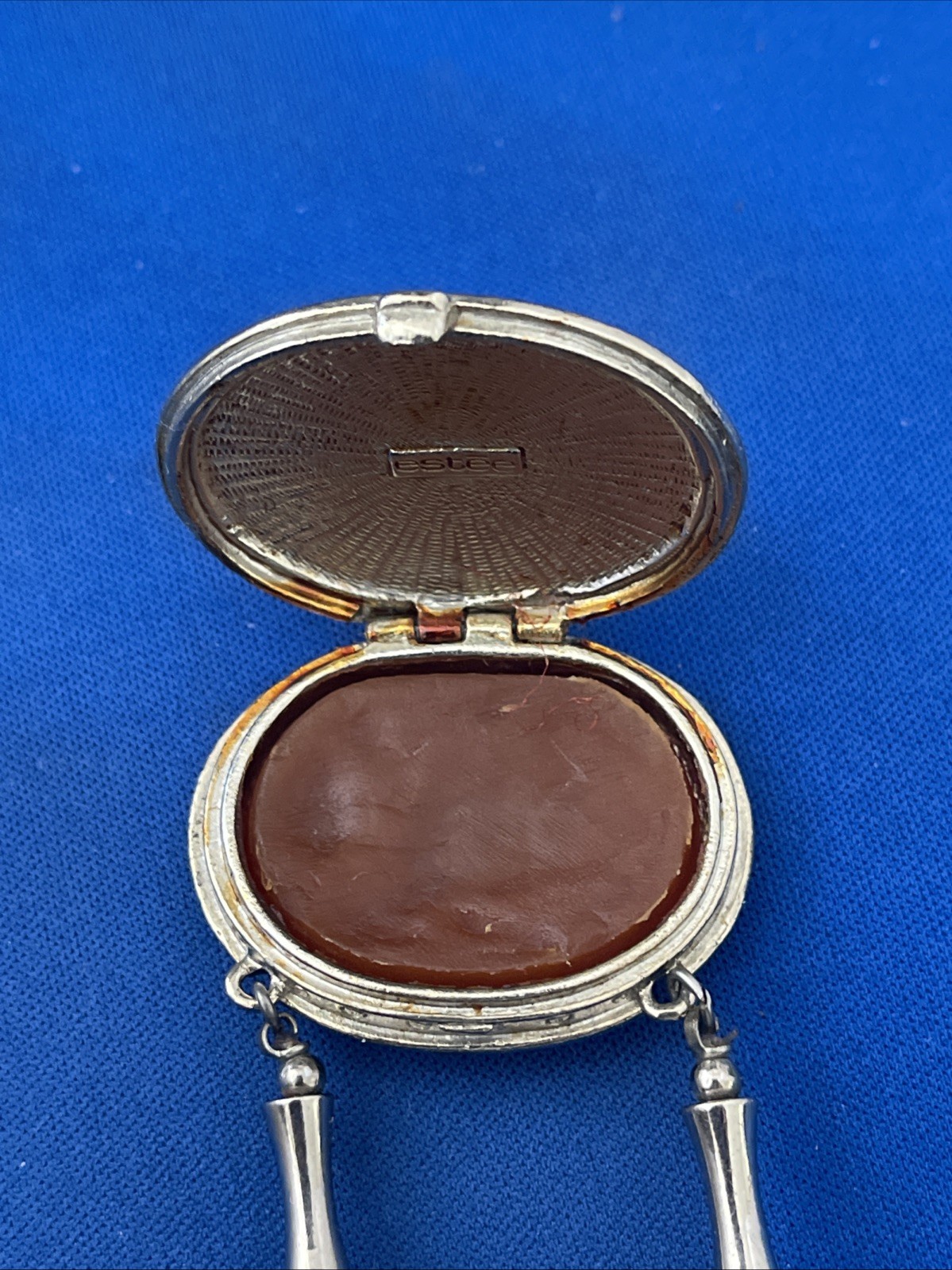 Vtg Estee Lauder 1973 Moonsilver Perfume Locket Pendant Necklace Collectible