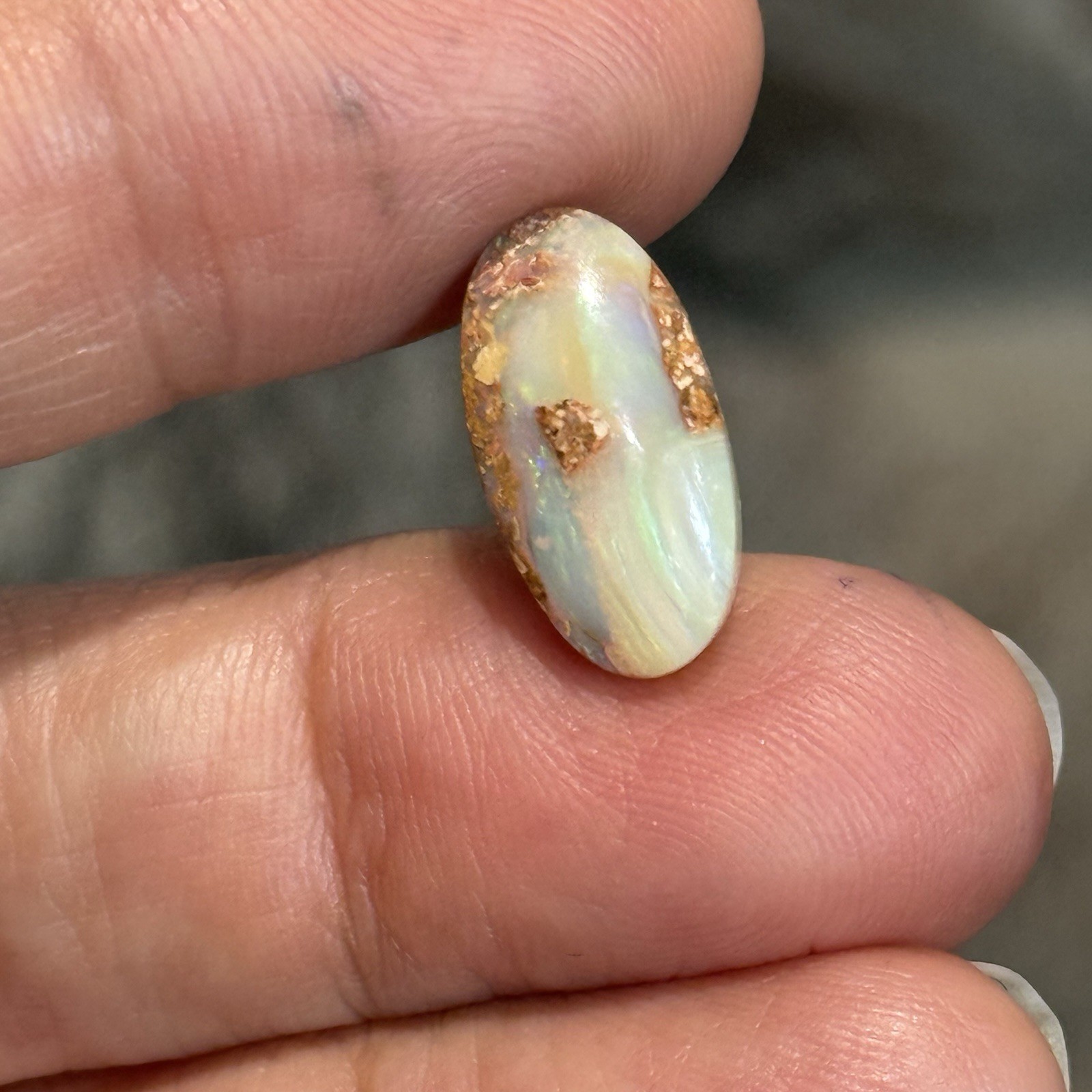 4.35ct 16.3×8.5×4.9mm Australian Crystal Pipe Boulder Opal Oval Cabochon Gem