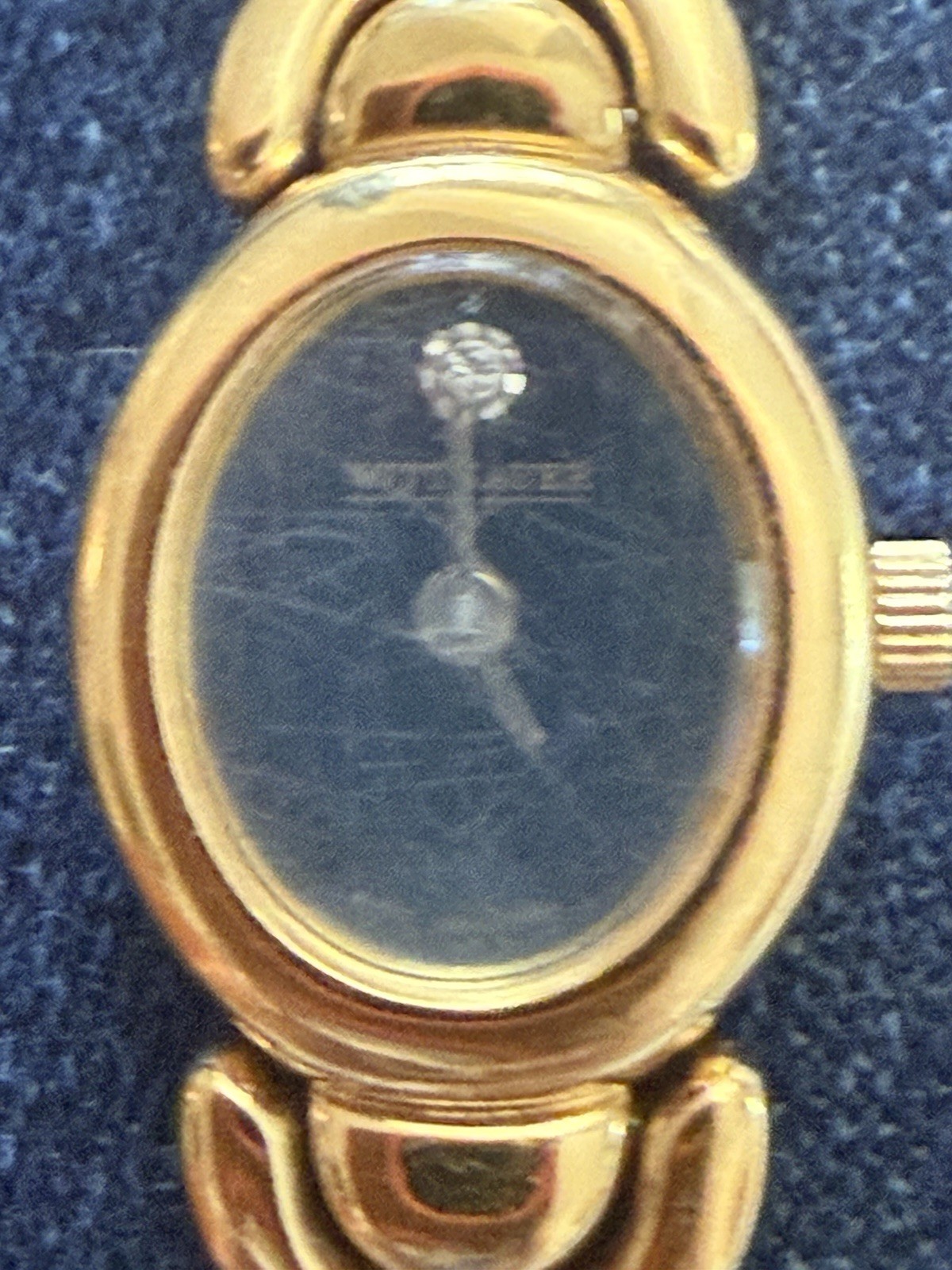 Whittnaur Women’s Watch W/One Tiny Diamond At 12 Needs Crystal And Repairs