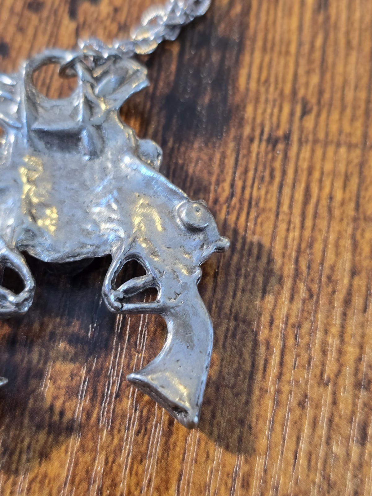GUNS N ROSES SLASH AXL ROCK & ROLL MUSIC PEWTER PENDANT & NECKLACE