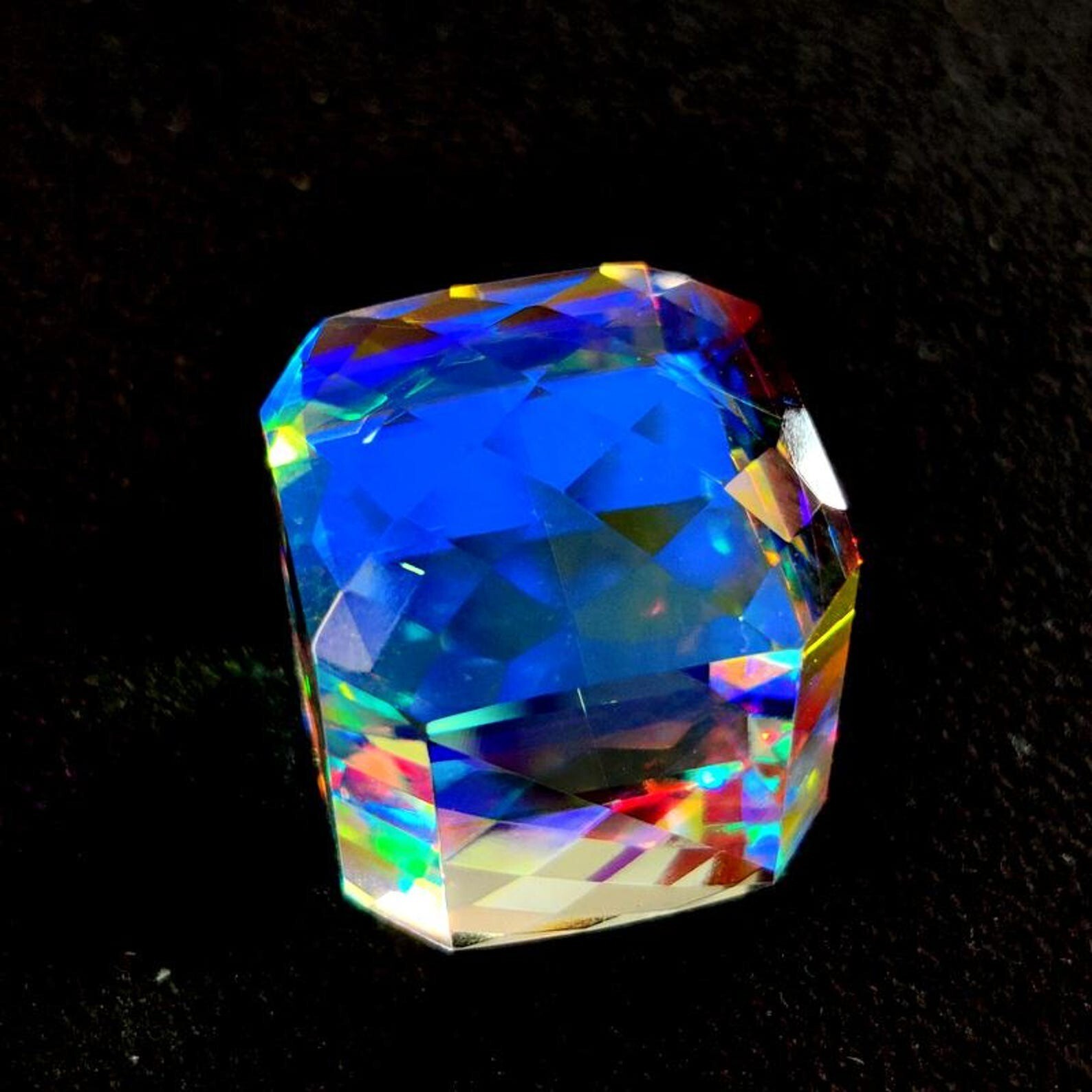 Certified 100 Ct Natural Rainbow Color Cube Cut Mystic Topaz Loose Gemstone