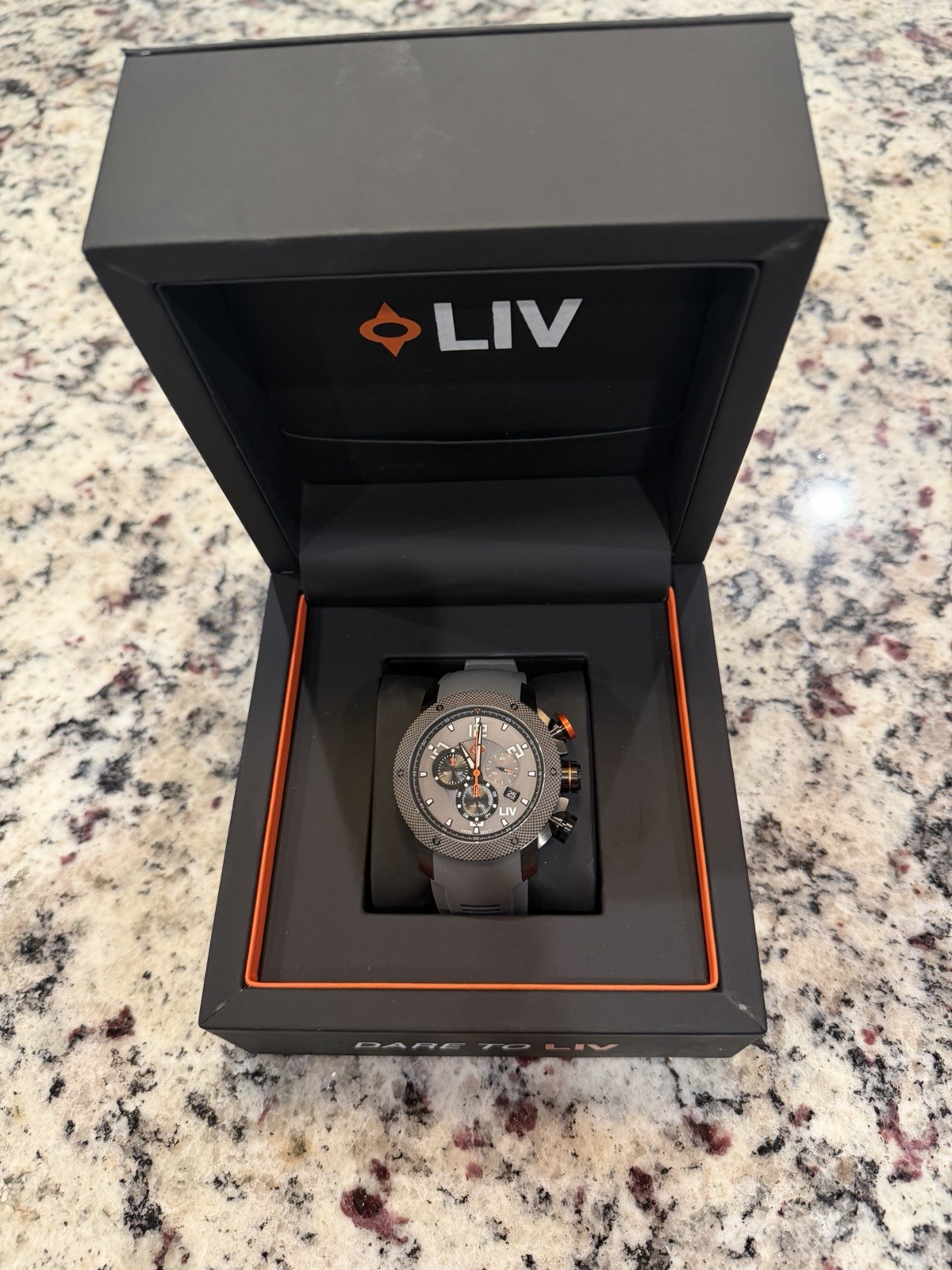 LIV GX1 Cool Gray – Full Kit – Sapphire Crystal – Swiss Chronograph – Excellent
