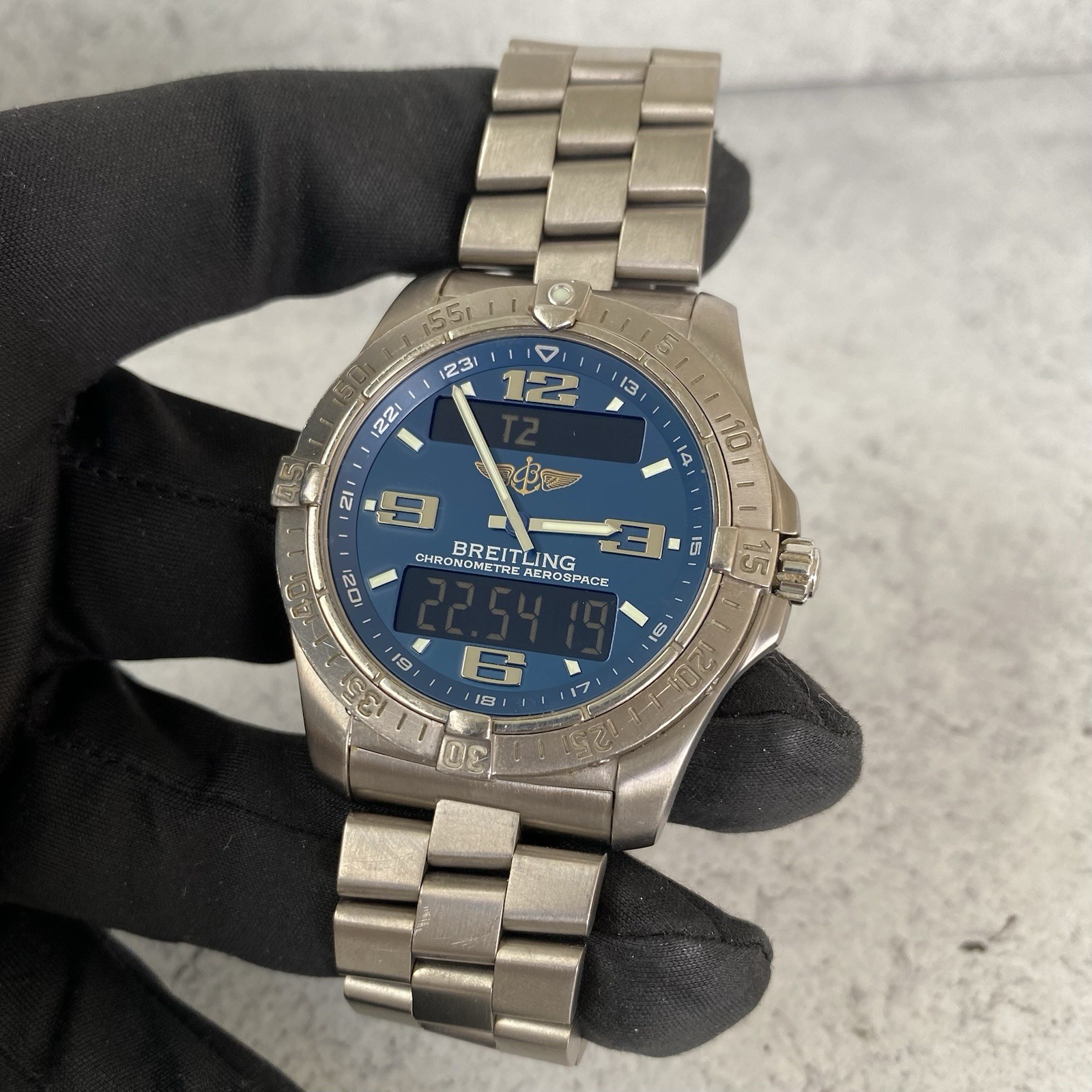 2007 Breitling Aerospace Advantage Titanium Quartz E79362 Watch – Full Set