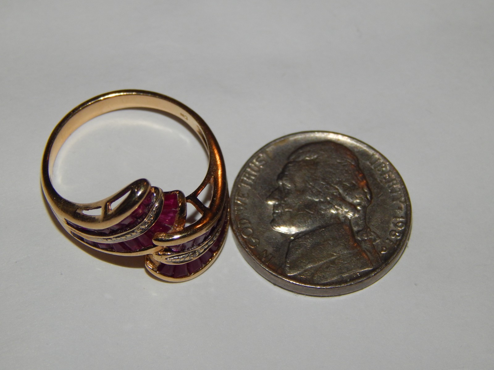 14K YELLOW GOLD 1.00 TCW RUBY CHANNEL 6/10th INCH WIDE BAND RING SIZE 8