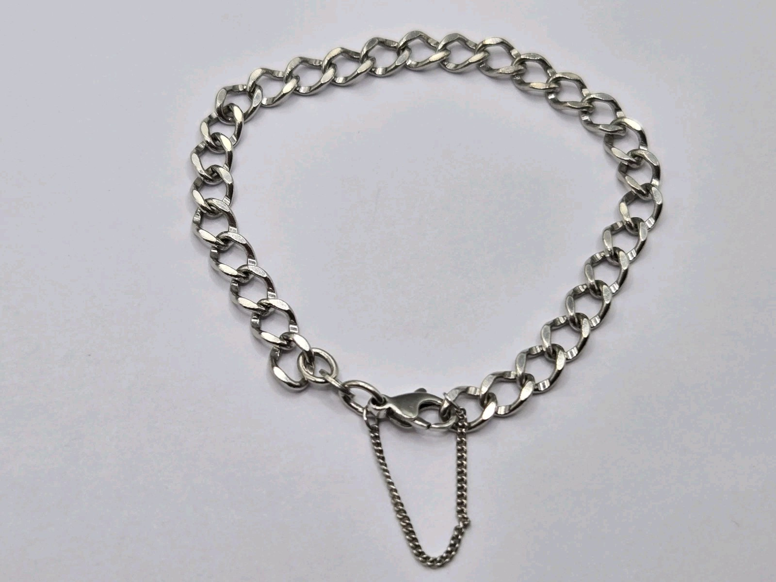 RETIRED James Avery 6.5 Inch Sterling Silver Single Curb Charm Bracelet