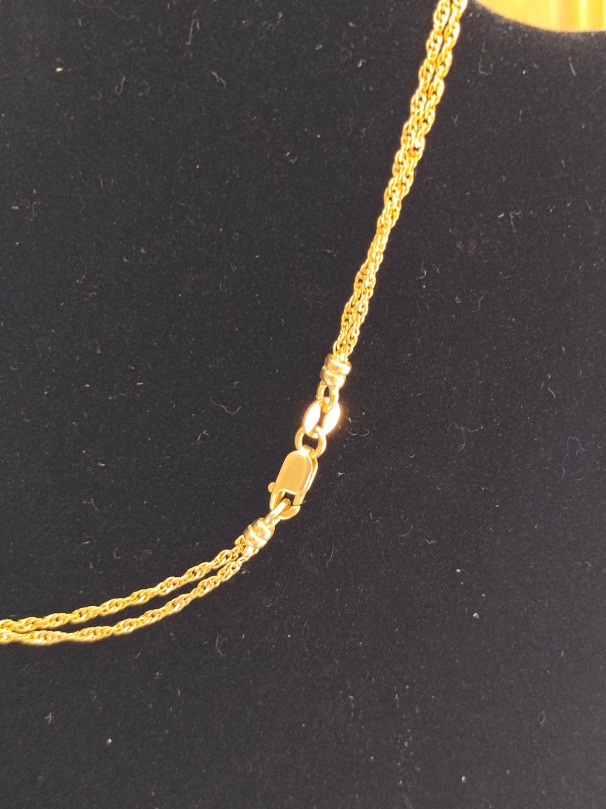 14k Gold Chian. 16 inches long Mariners Chain. 4.4 grams