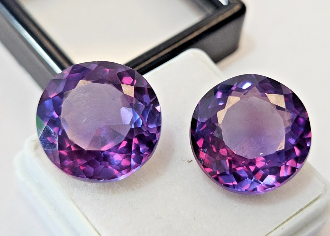 Round Cut Alexandrite 28-30 Ct Colour Change Pair Gemstone For Earring Making