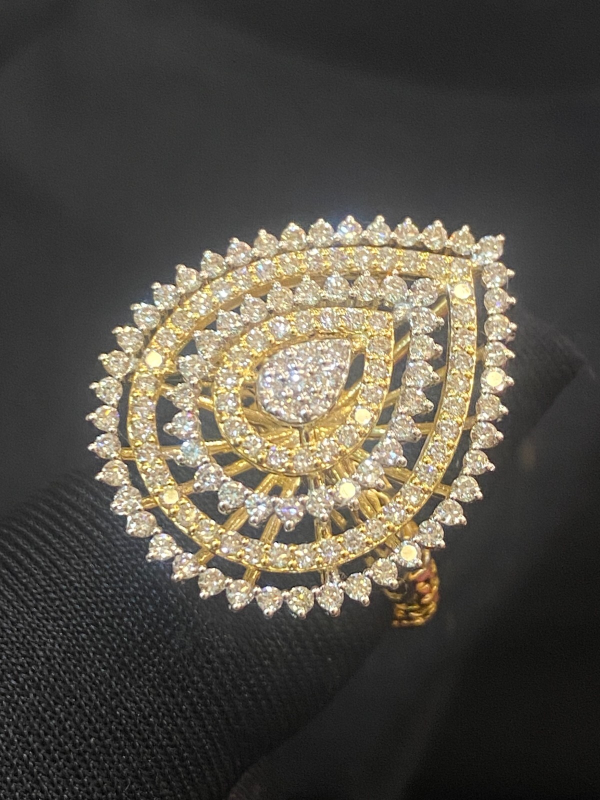 Stunning 1.90 Cts Round Brilliant Diamonds 4-Row Halo Wedding Ring In 14K Gold