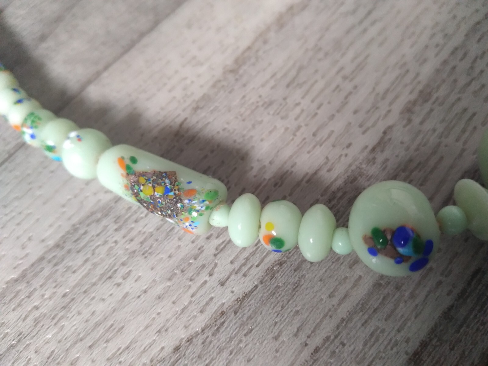 Jadeite Beaded Glass Necklace 15in Light Green Antique Art Deco Vintage