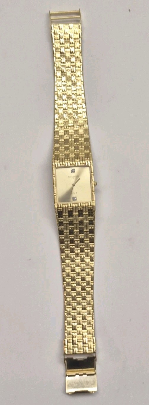 1980s Wittnauer QWR 25 x 31mm Tank Quartz Gold Tone Swiss Watch 9782 w/Box