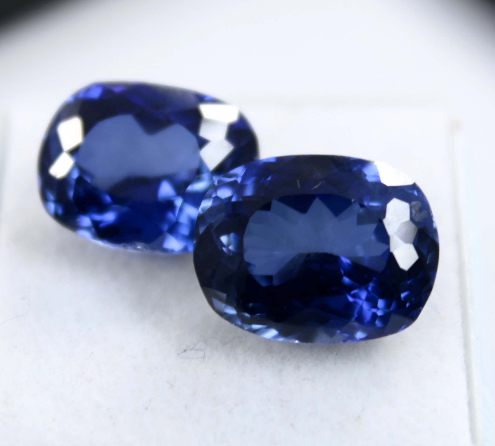 17.50 Ct Natural Kashmiri Blue Sapphire Cushion Certified Loose Gemstone Pair
