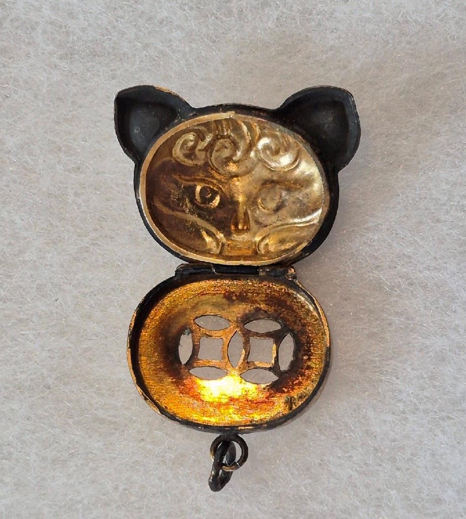 Vintage CHINESE EXPORT Sterling Silver Gold Vermeil CAT LOCKET Enamel PENDANT