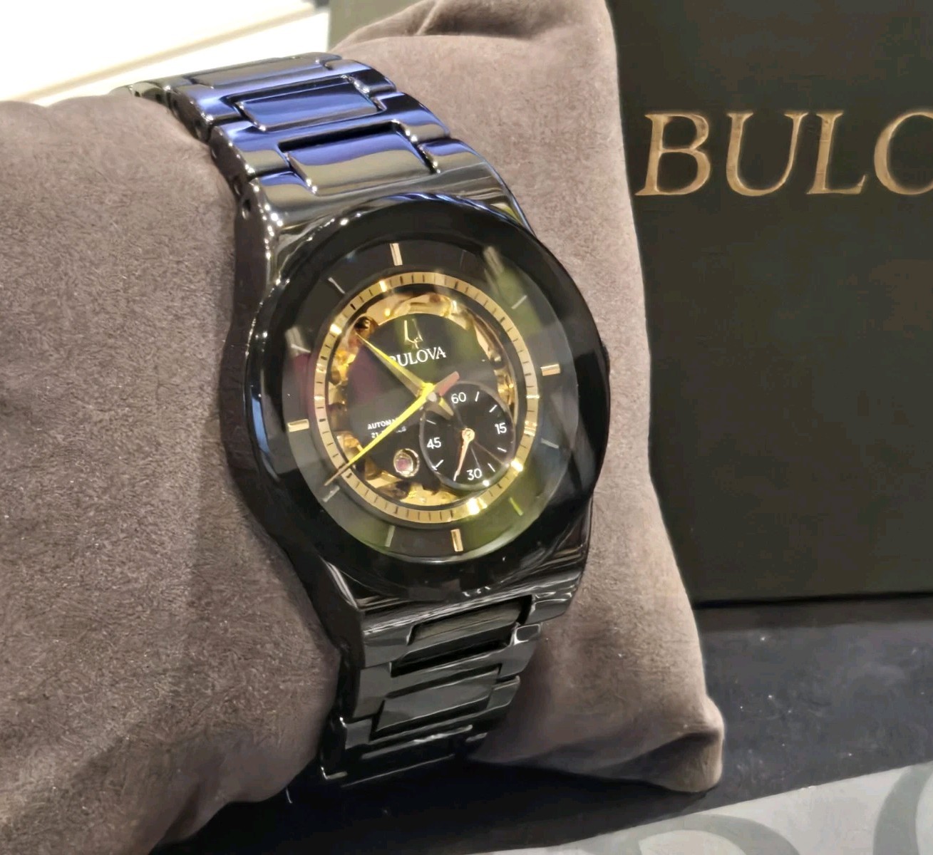 STORE DISPLAY Bulova Modern Millennia Automatic Skeleton Black Mens Watch 98A291