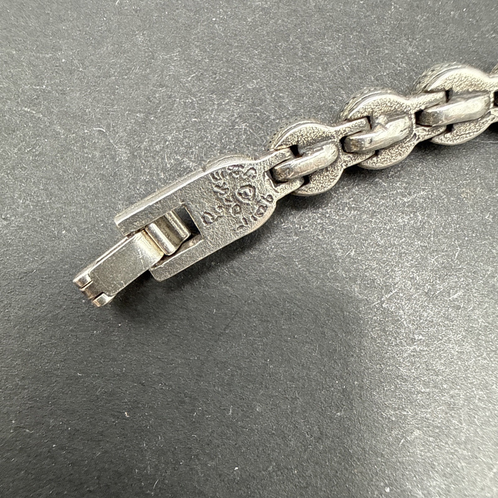 PATRICIA LOCKE Signed Game Set Match Bracelet Colorful Silver Tone 7” C11