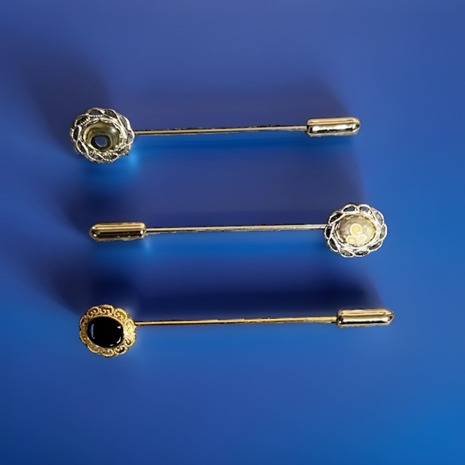 Vintage Stick Pins Set If 3. Measure 2 5/8 In Length