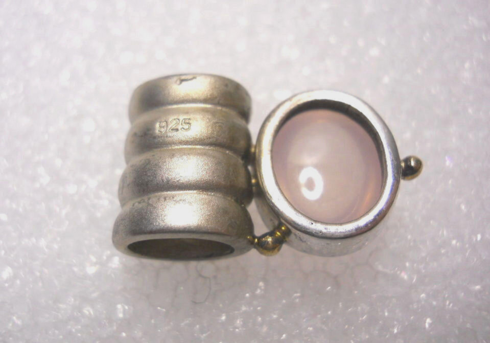 Rose Quartz Cabochon Pendant Or Slide Sterling Silver Modern Design 8.6 Gr.