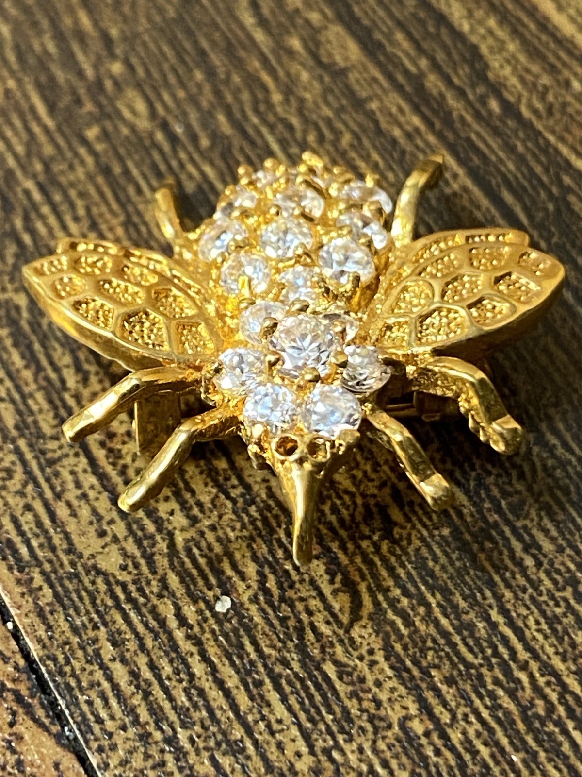Vintage Dee Berkley Jewelry DBJ Bumble Bee Brooch Pin Pendant 14KGE Rhinestones