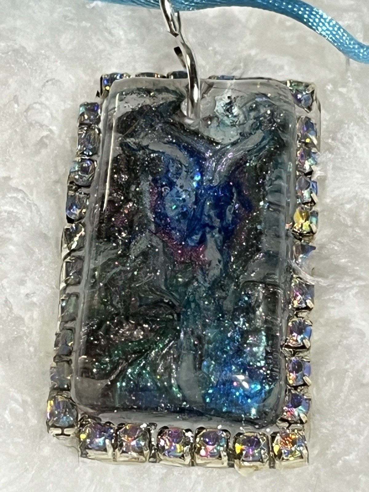 30” Turquoise Resin W/Multi Sparkly Swirls With AB Clear Glass Rhinestones