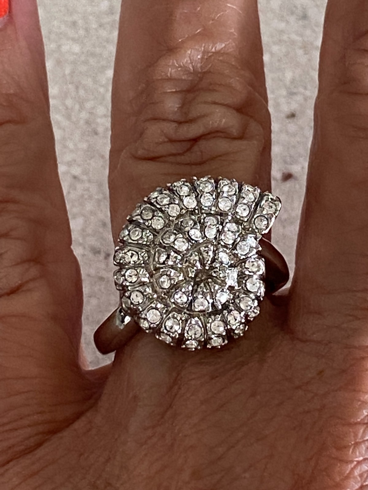 Spiral Shell Style Statement Cocktail Ring Cluster Clear Rhinestone Band Size 8