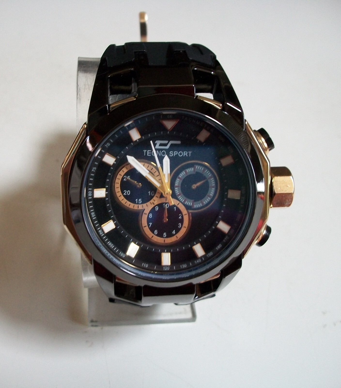 Men’s Rose, Black & Gold Finish Tecno Sport Silicone Band Fashion Hip Hop Watch