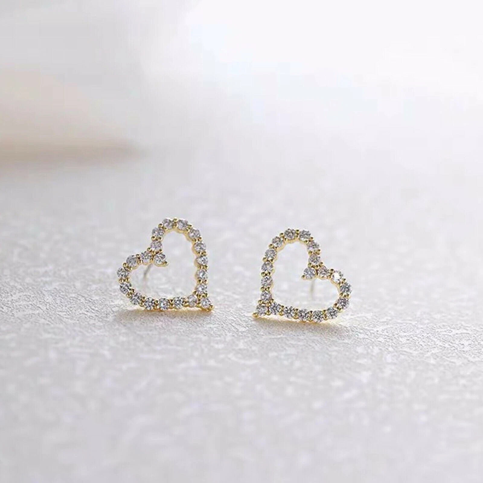 1.60Ct Round Cut Lab-Created Diamond Heart Stud Earrings 14K Yellow Gold Plated
