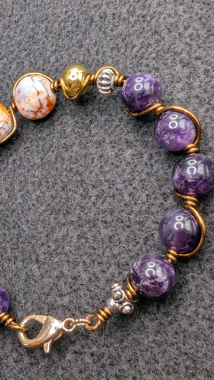 Women’s Stylish Orange Purple Chunky Bead Wire Wrapped Bracelet (16cm) S Wrist