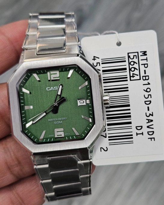 Casio MTP-B195D-3AV Men’s Green Sunray Date Dial Stainless Steel 50M Watch New