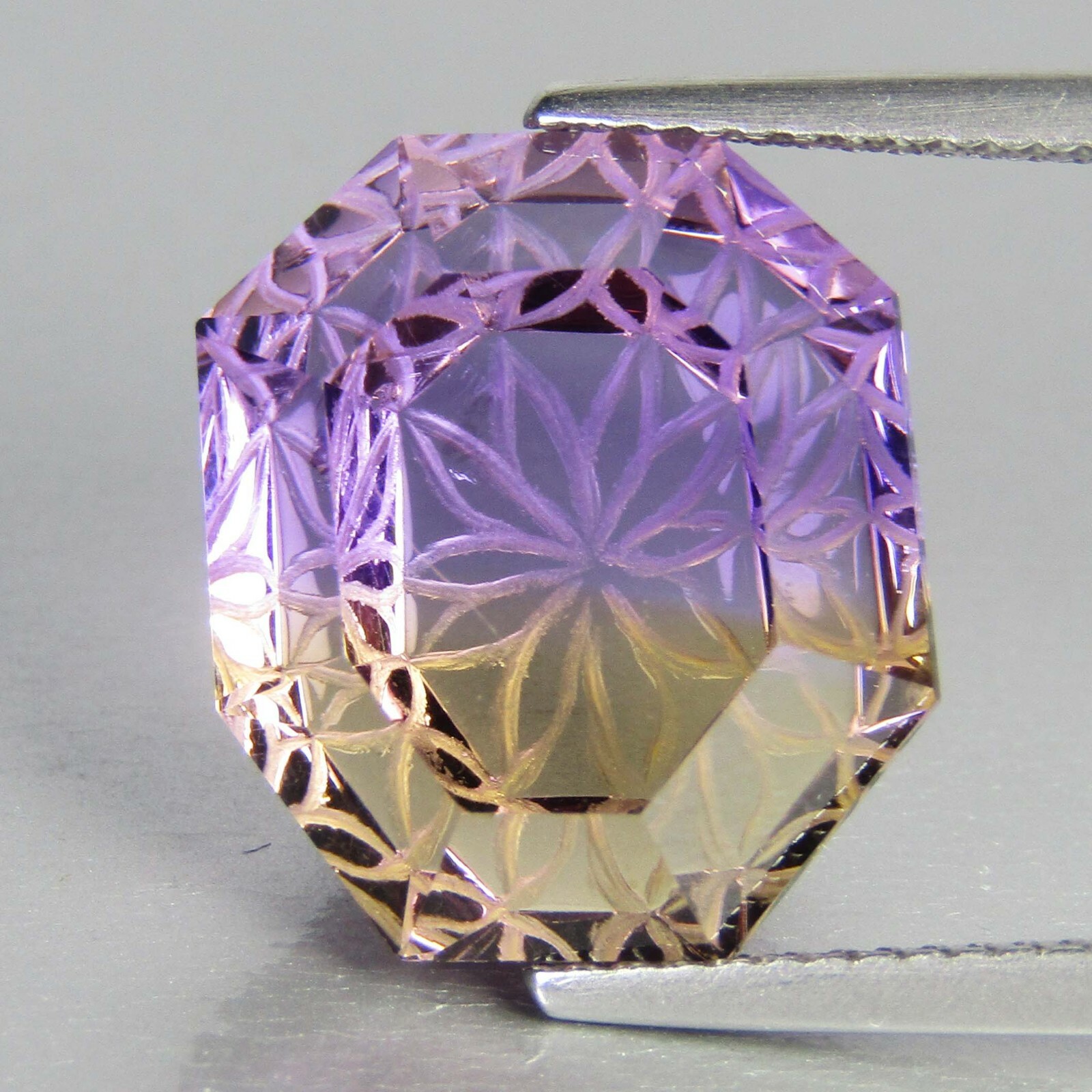 13.45Cts Stunning Natural Ametrine 15.3×13.3x9mm Fancy Carving Gemstone Ref-VDO