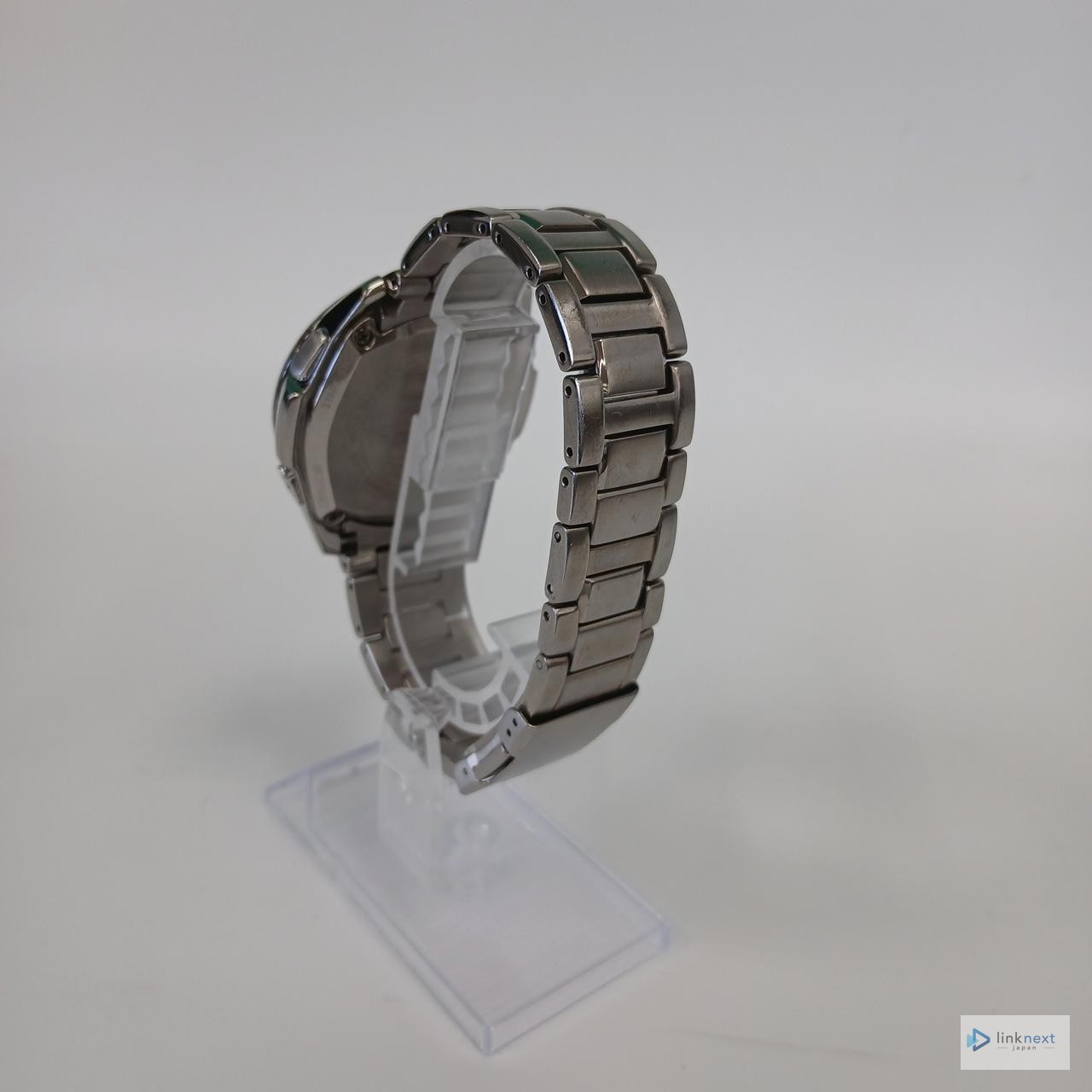 CASIO Oceanus OCW-T601 Men’s Titanium Solar Radio-Controlled Watch