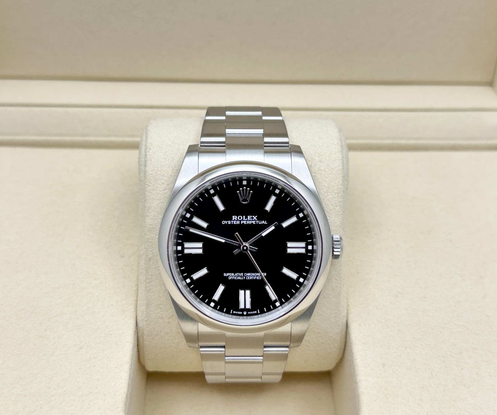 2025 Rolex Oyster Perpetual 124300 41mm Black Dial Stainless Steel Box Papers