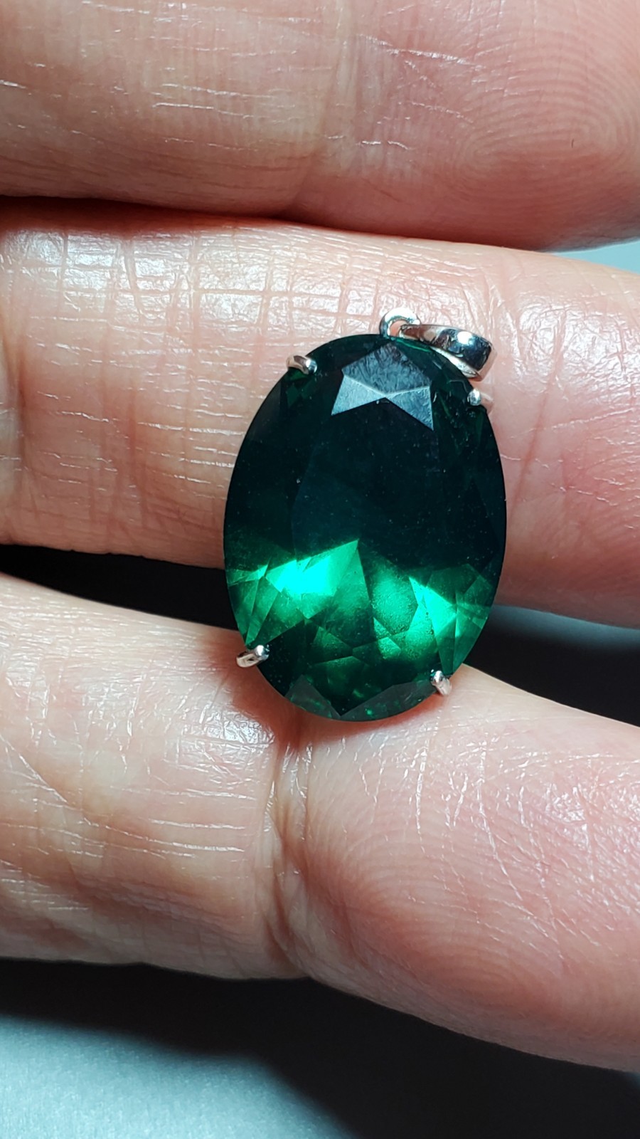 7.83 CT LAB CREATED EMERALD 10KT SOLID WHITE GOLD PENDANT 13MM X 18MM