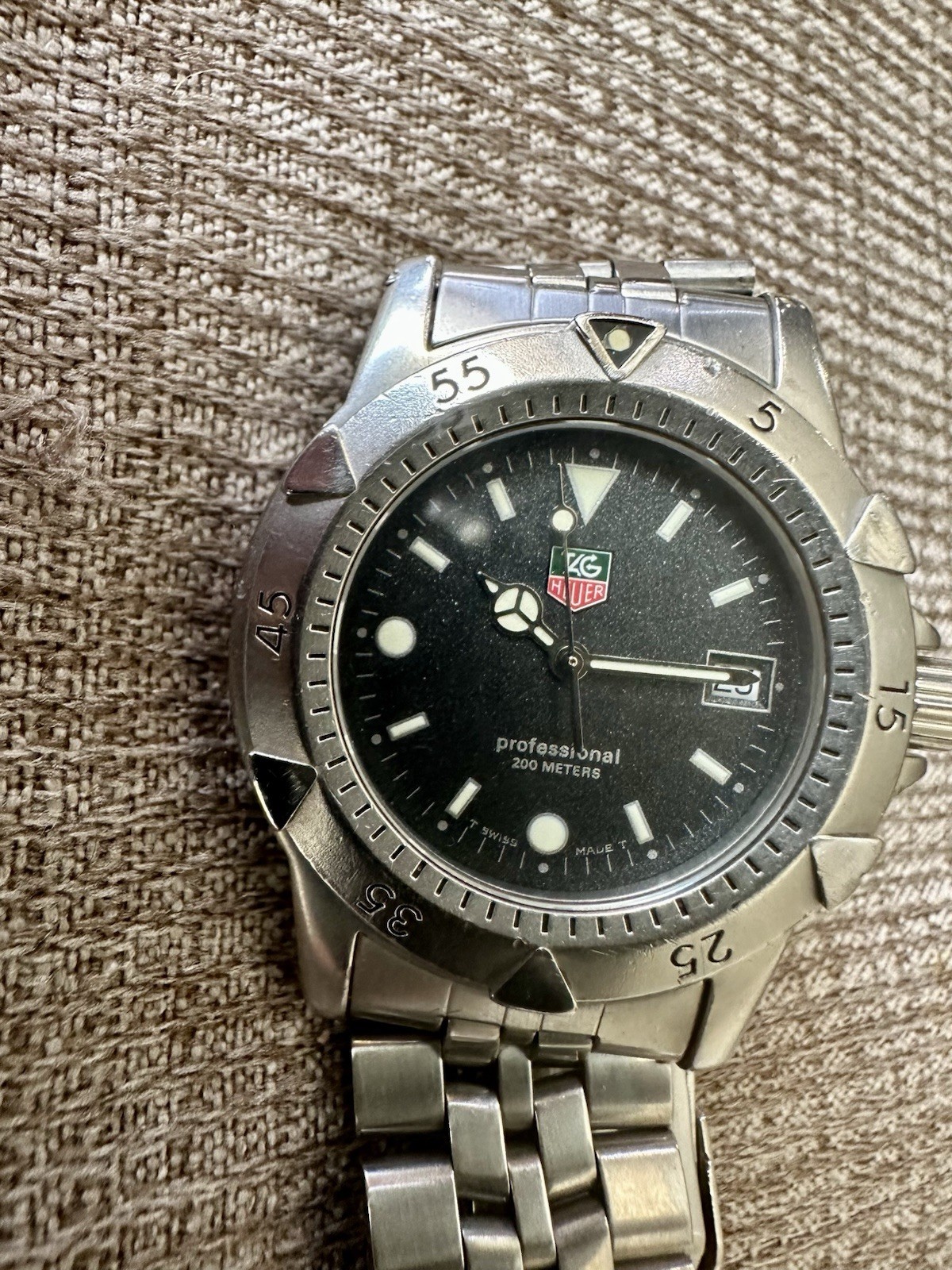 TAG Heuer WD1211-K-21 Professional 200m Stainless Steel Diver Watch Granite Dial