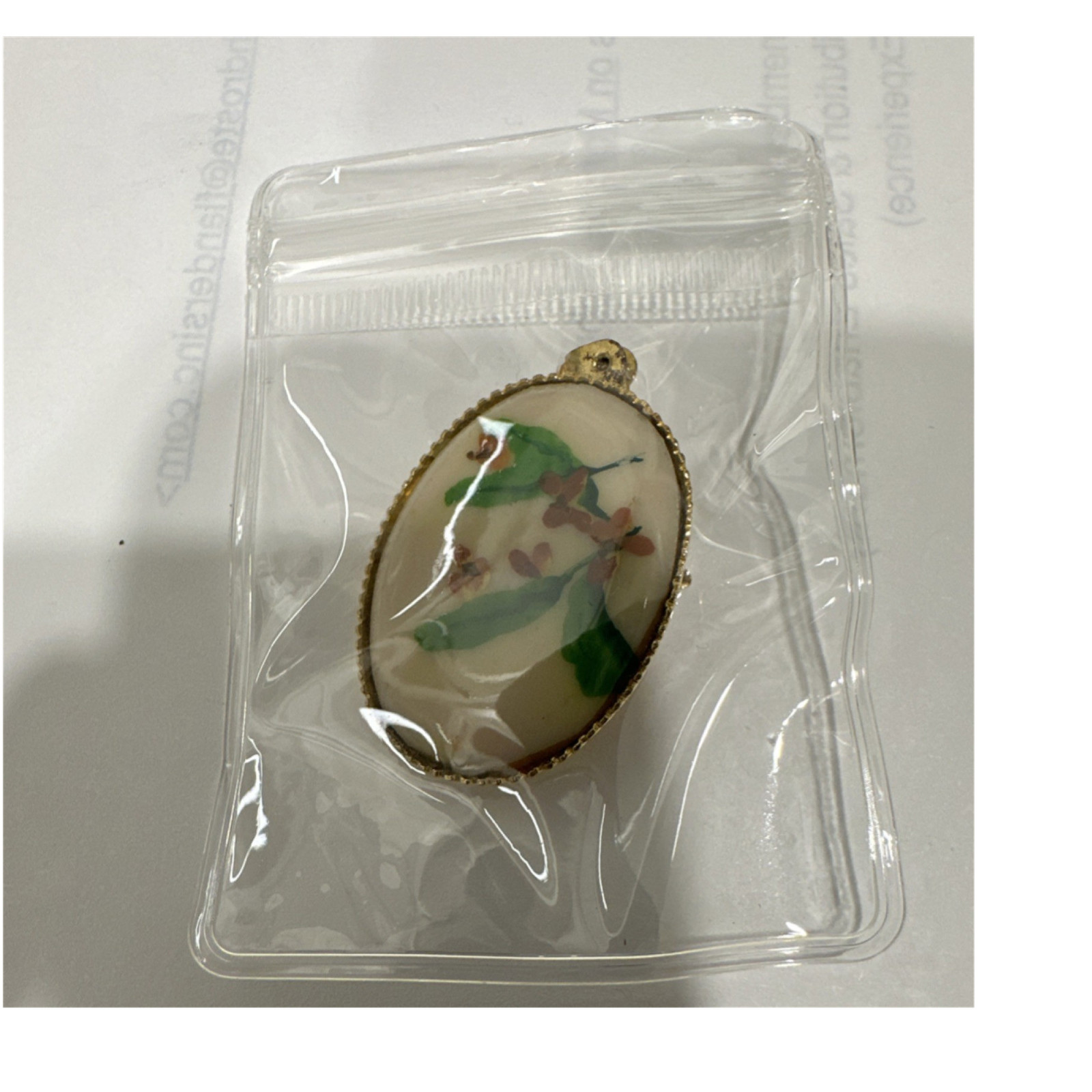 Oval Floral Brooch Pin Gold Tone Metal Porcelain Vintage Unisex Fashion