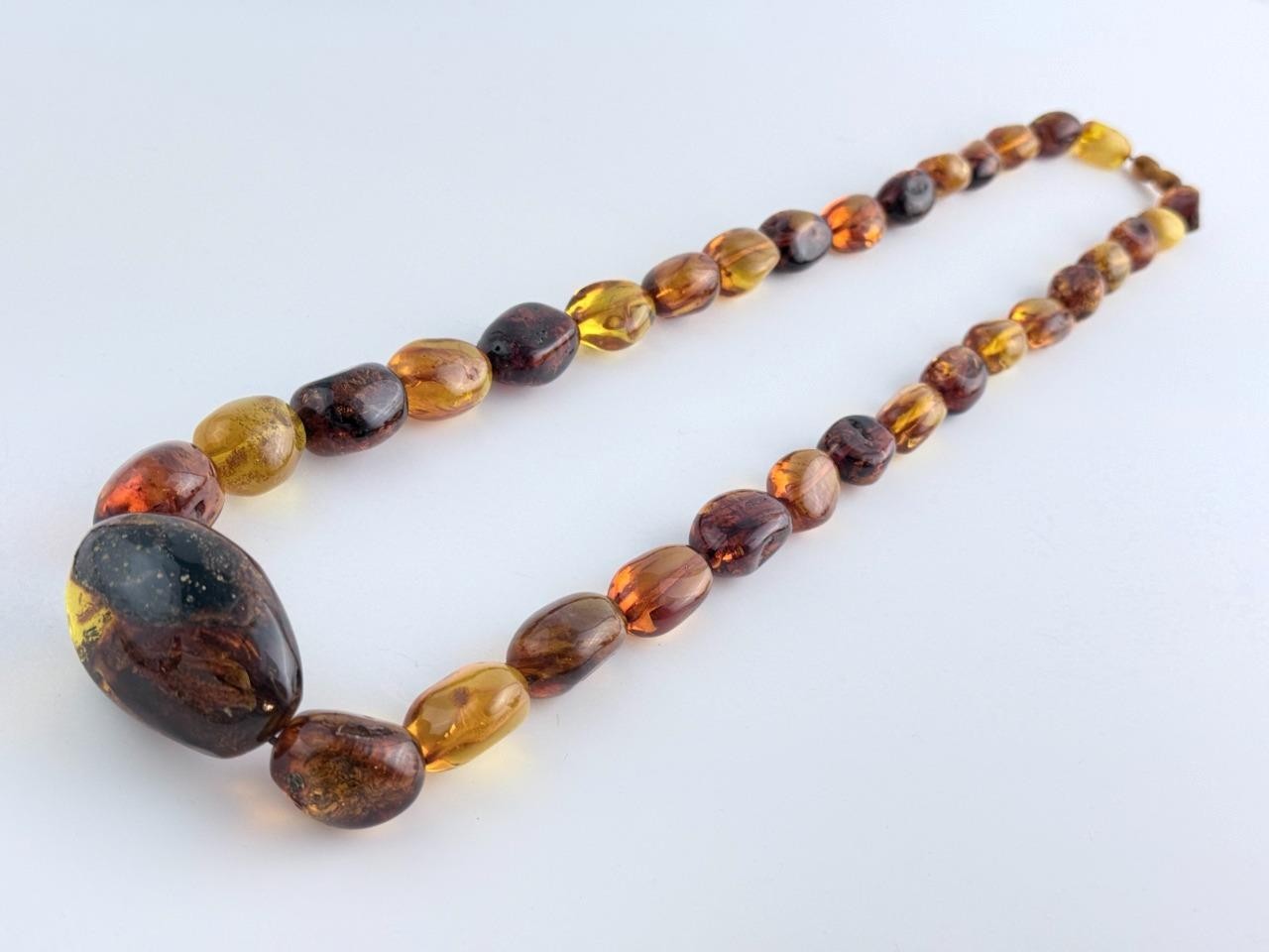 Vintage Freeform Shape Multi Mixed Amber Beaded Necklace 30 Inches Length 114g