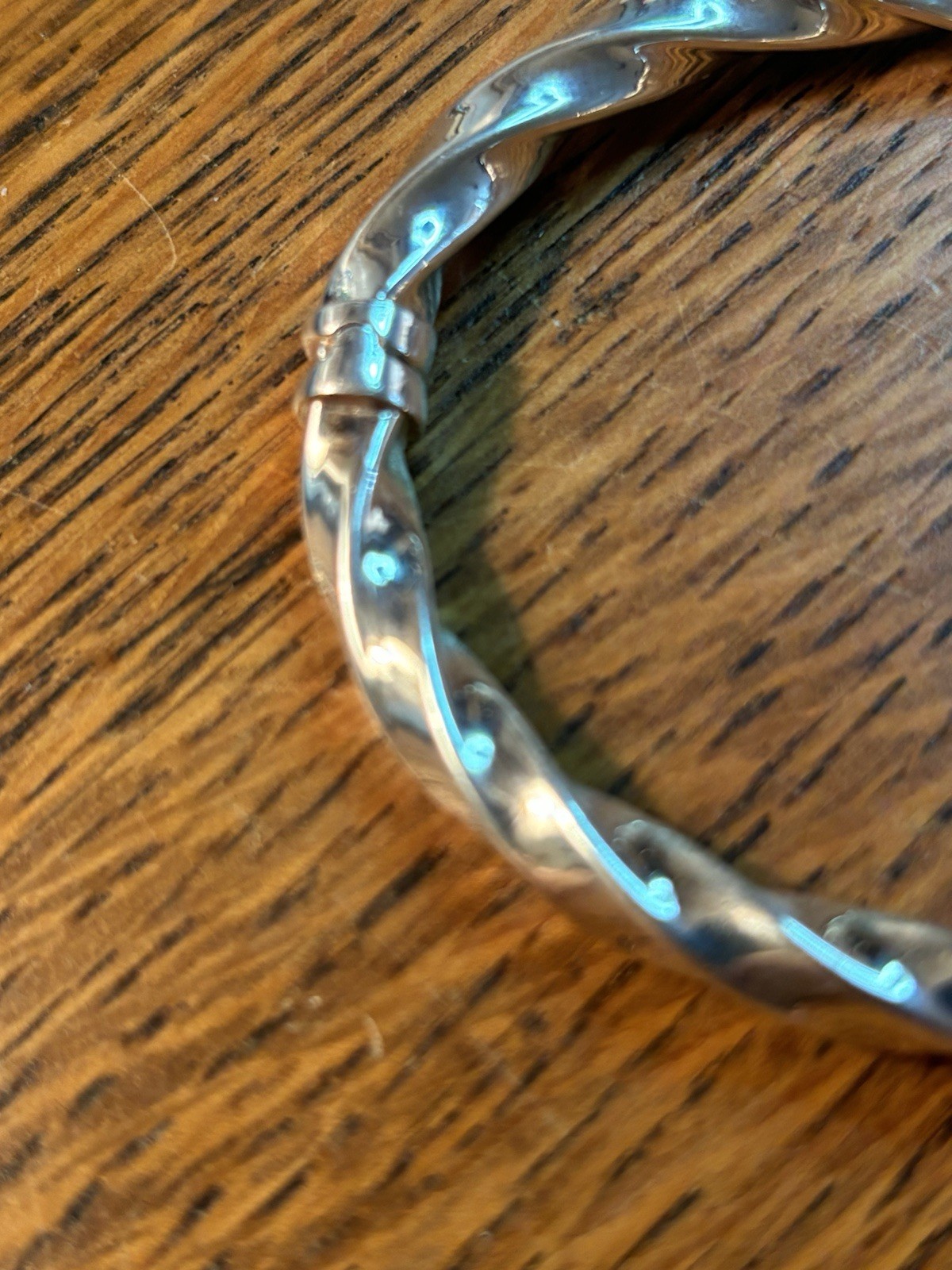 Milor Italy 925 Sterling Silver Hinged Chunky Twisted Bangle Bracelet 7.25″