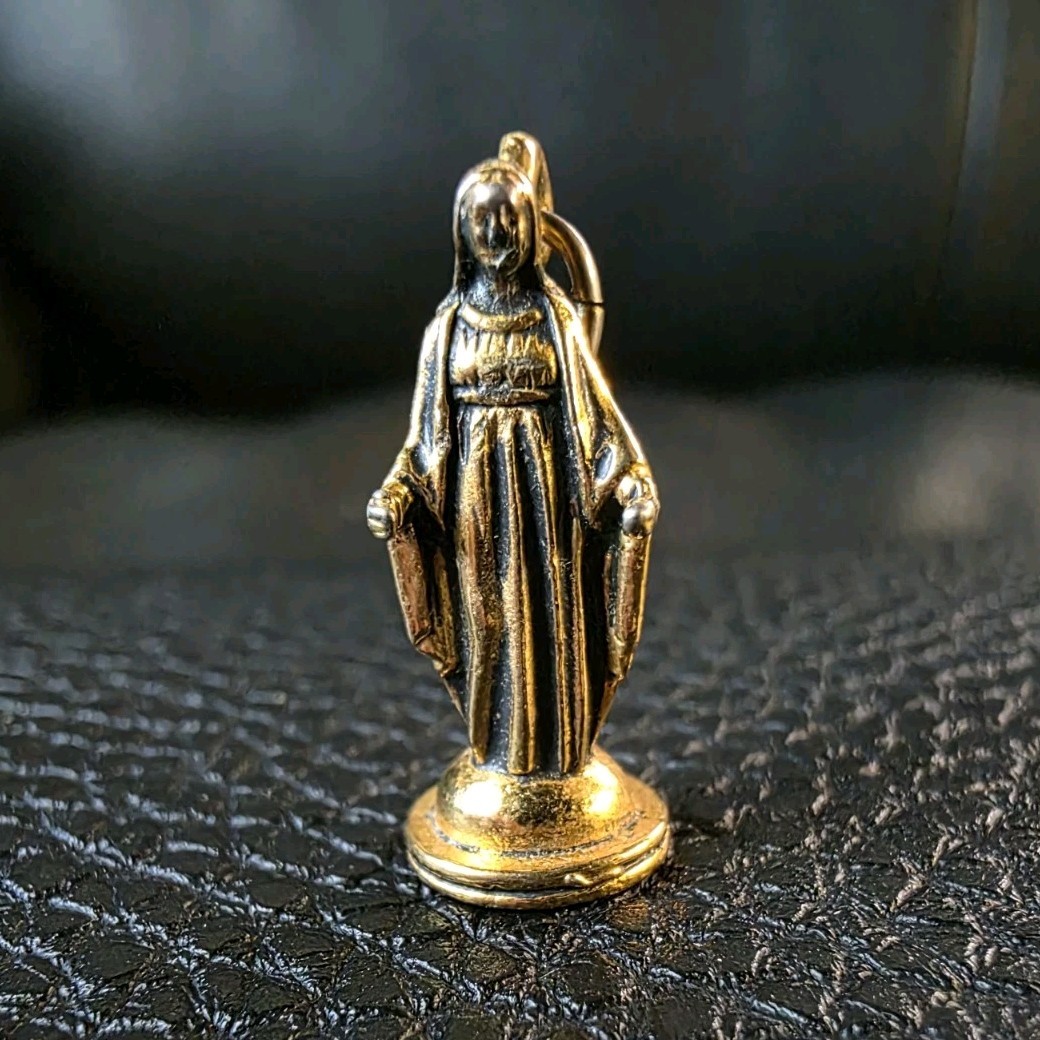 Vintage Virgin Mary Charm Shrine Figurine Gold Tone Kinney Pendant