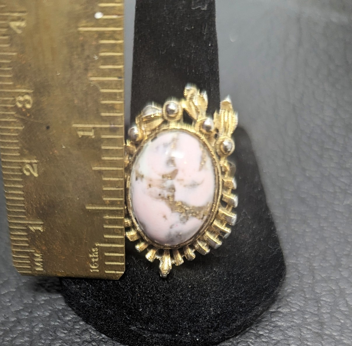Vtg 1970s Retro Sunburst Cocktail Ring Pink Rhodochrosite Adjustable Size 8.5