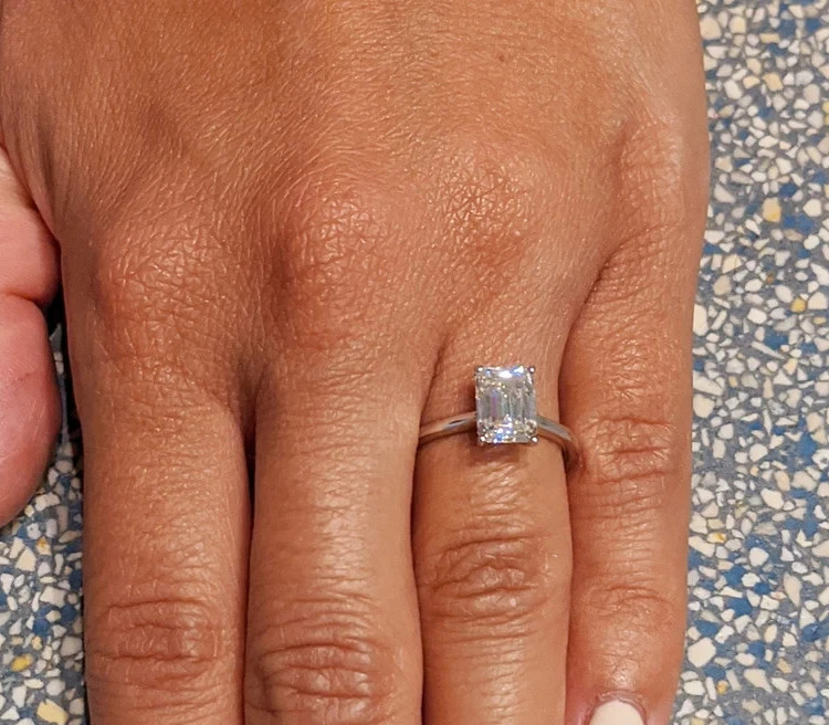 Emerald Cut 1.00TCW Natural Diamond Solitaire Ring 14k White Gold JK/I1-I3