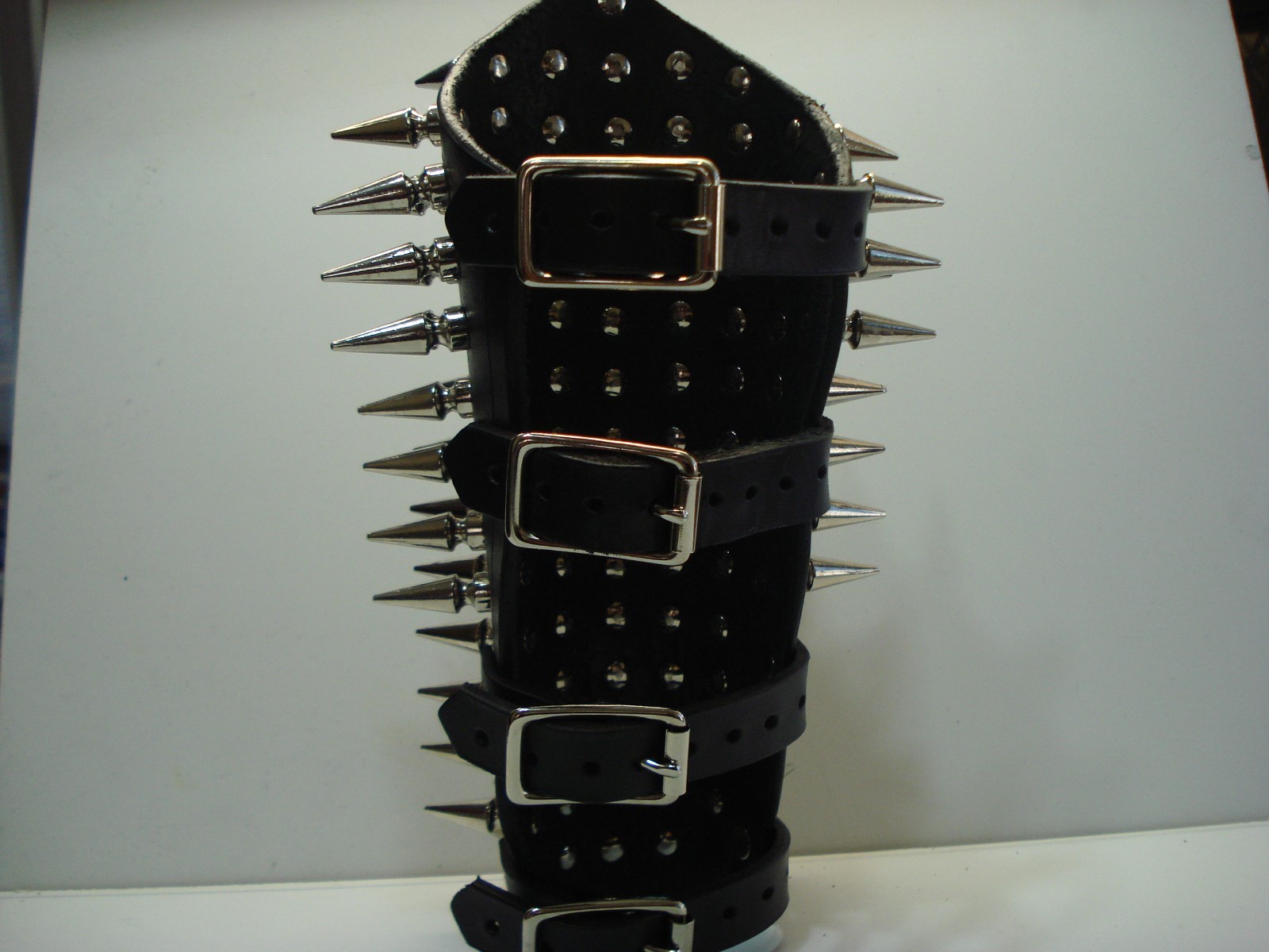 LEATHER UNISEX SPIKE GAUNTLET.BLACK METAL ….(MDLUG0257)…. FORGOTTEN TOMB