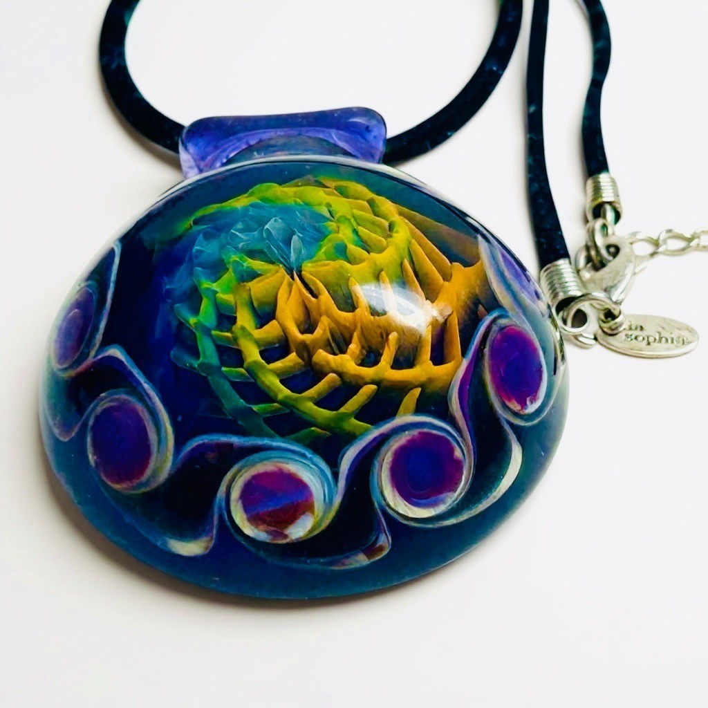 Gorgeous Hand Blown Fume Retticello Weave Glass Pendant Necklace Signed & Dated