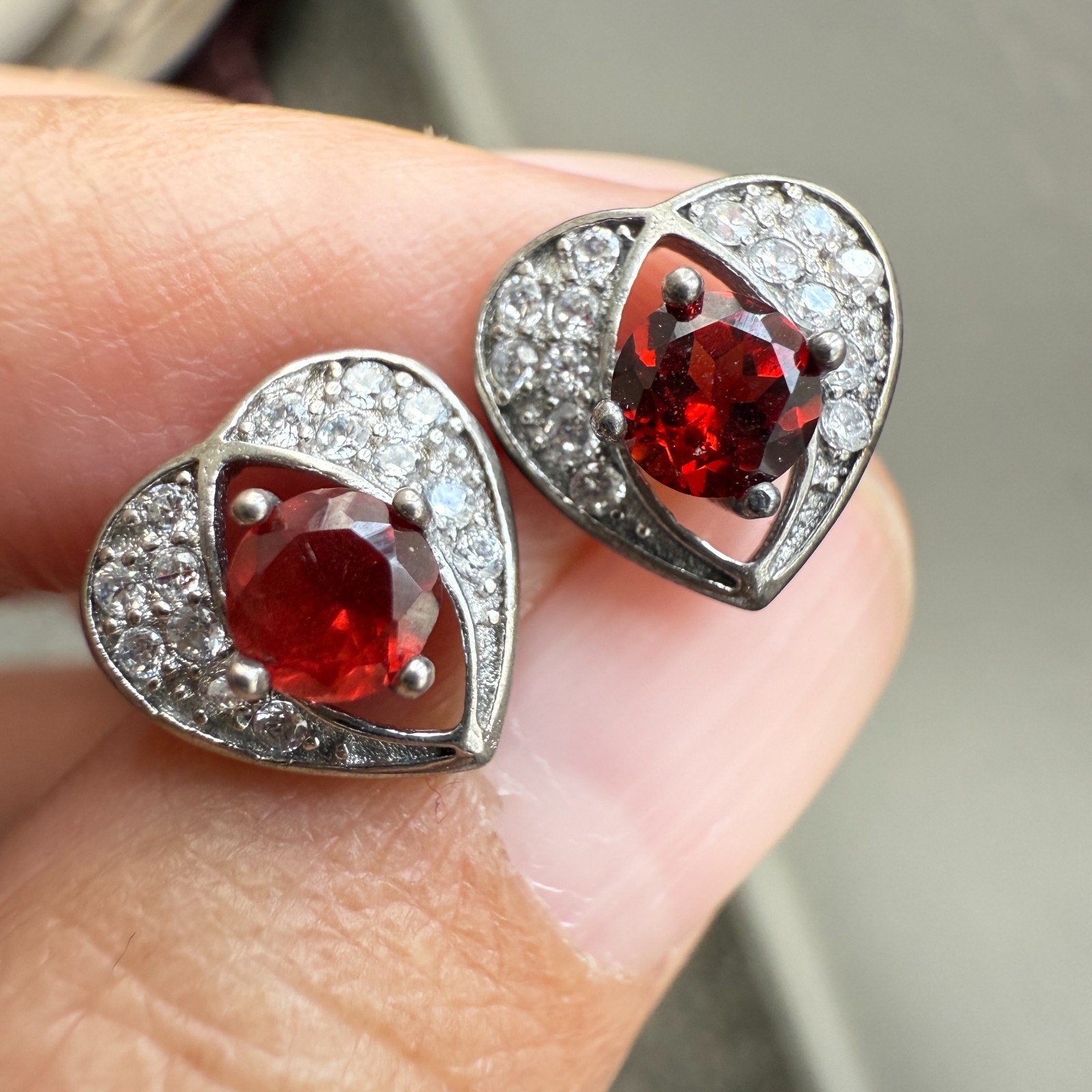 925 Sterling Silver Earrings 4mm Natural Rhodolite Garnet Gemstone Zircon Heart