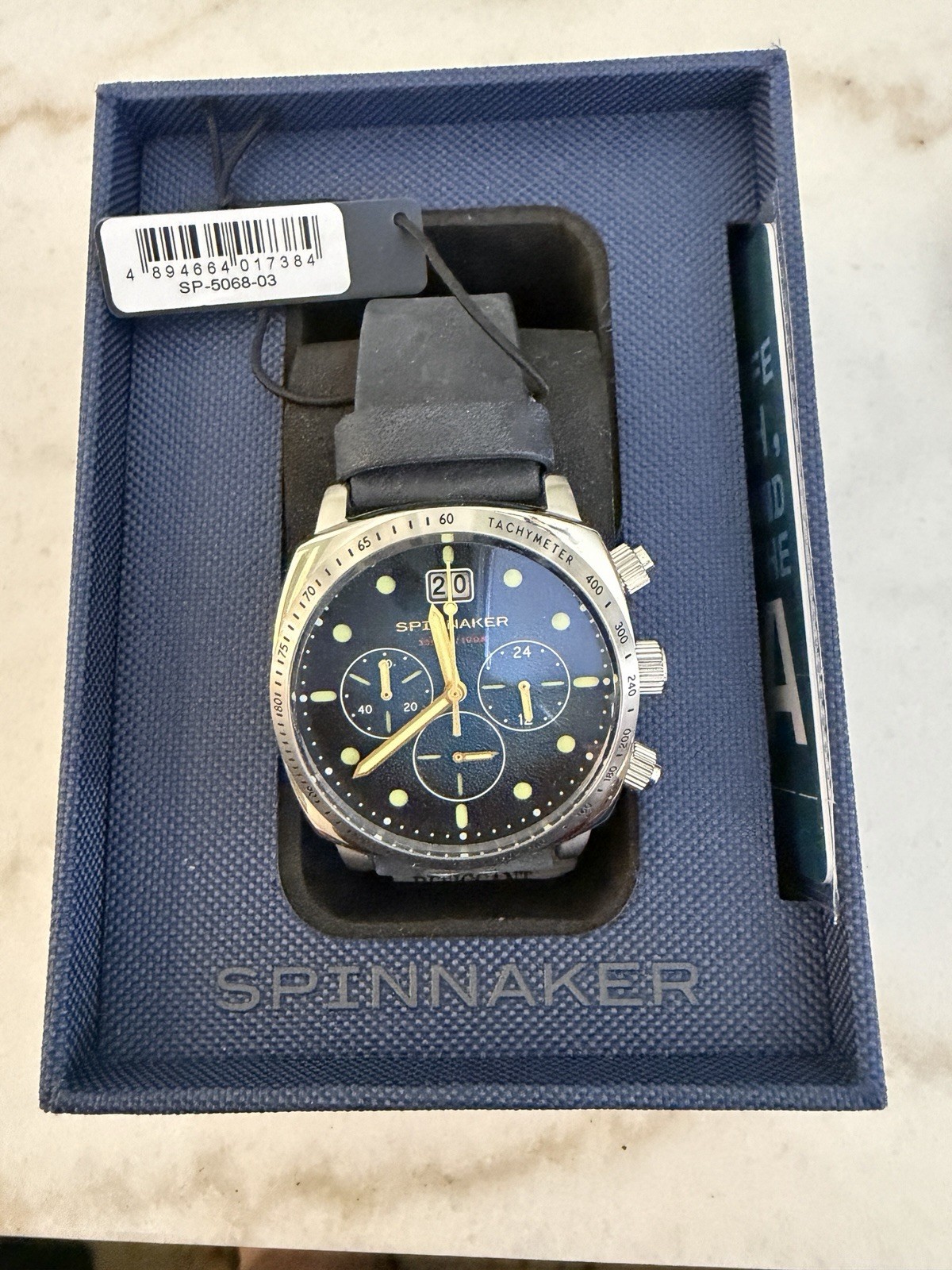 Spinnaker Hull Chronograph (SP-5068-03), 42mm case BIG Date VK73 Movement Blue!!