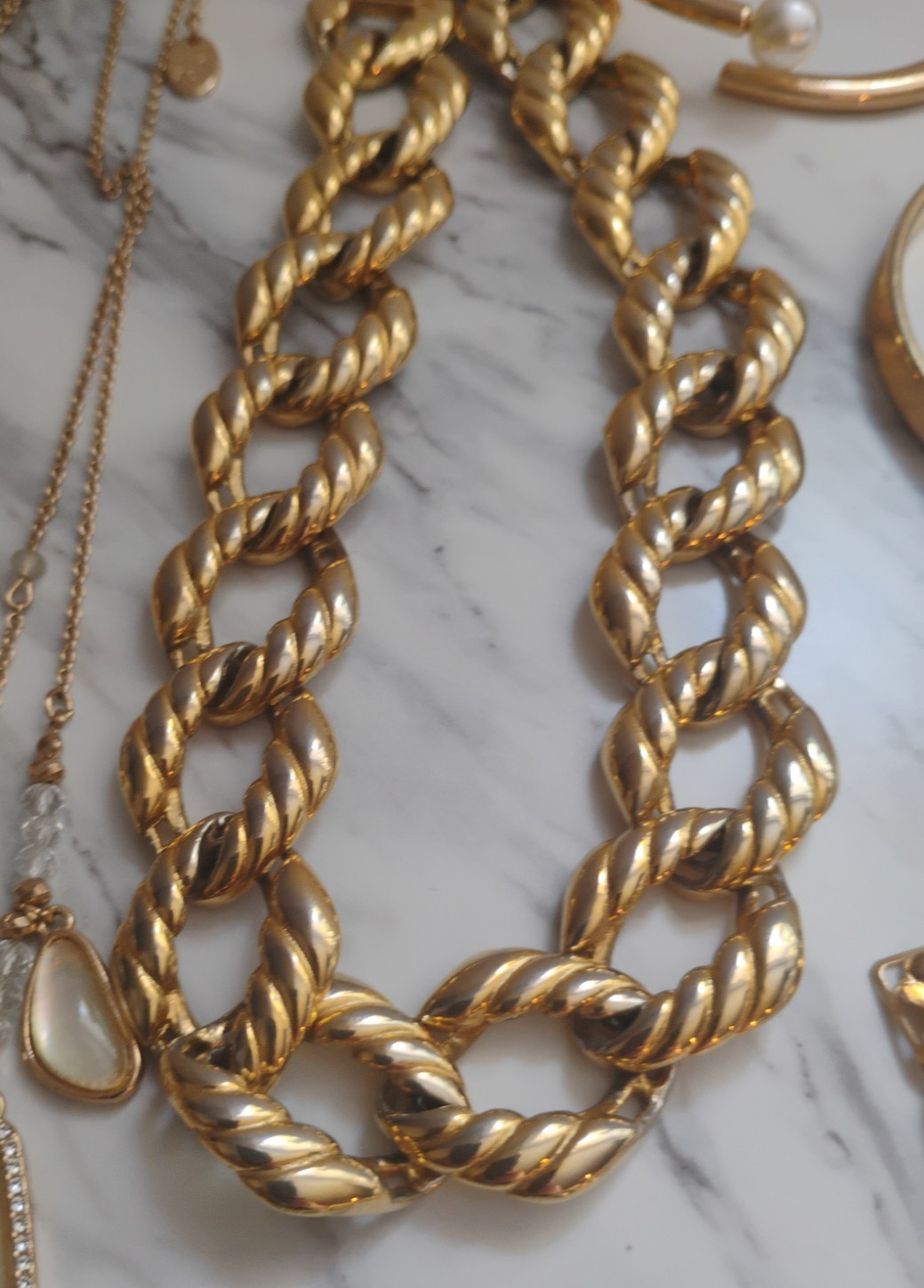 20 Vintage To Now Gold Tone Jewelry Lot Necklaces Bracelets Earrings, Hair Comb