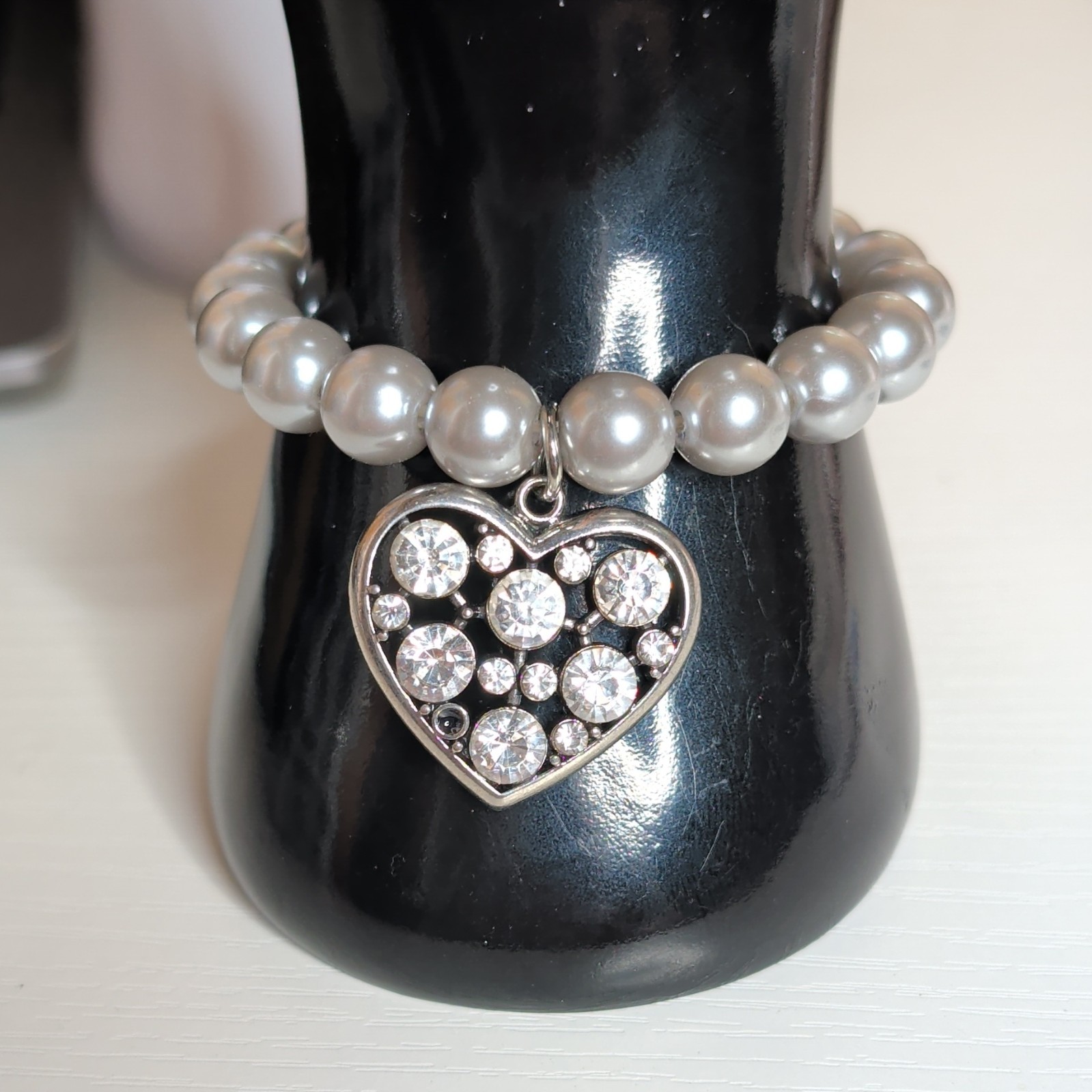 Pearl Like Round Beaded Stretch Bracelet w/ Clear Rhinestone Heart Dangle Charm