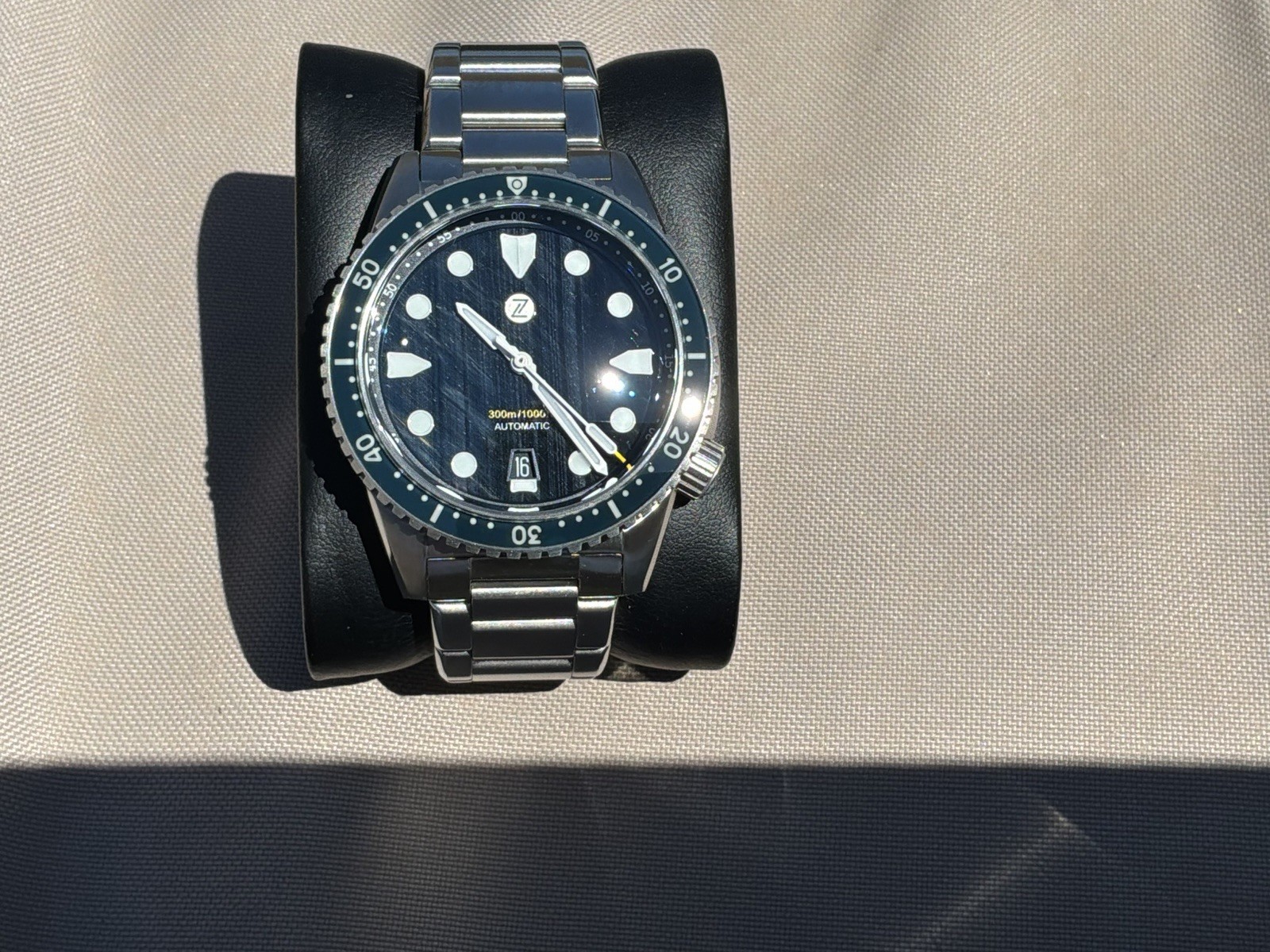 Zelos MAKO 300m Diver Falcon’s Eye Steel 40mm SOLD OUT