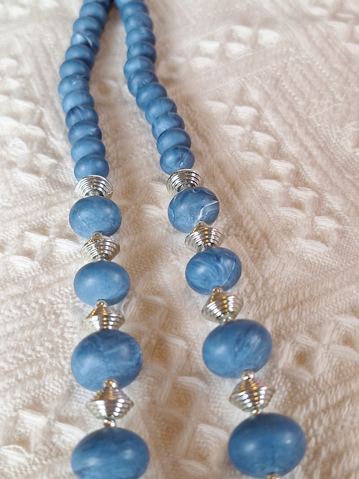 Vintage Cornflower Blue Necklace Plastic Resin Silvertone Accents 18″